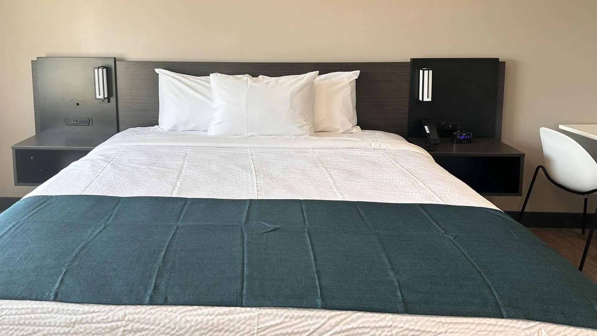 Studio 6 Richmond Va Airport Sandston Hotel